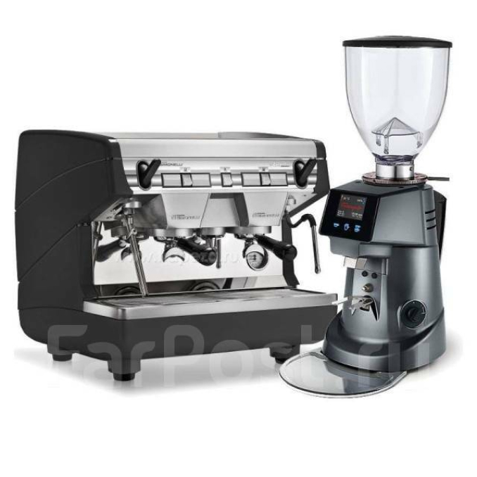 Двухрожковая кофеварка